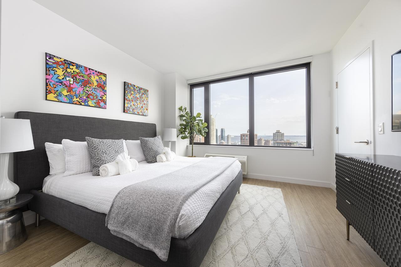 Deedee'S Sky Rise Apartments At Newport II Jersey City Esterno foto